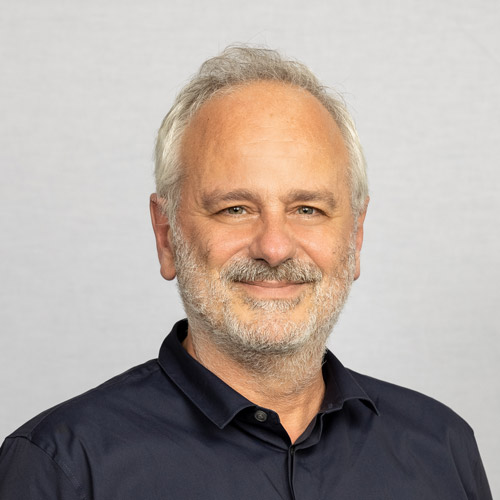 Dr Michel Gil